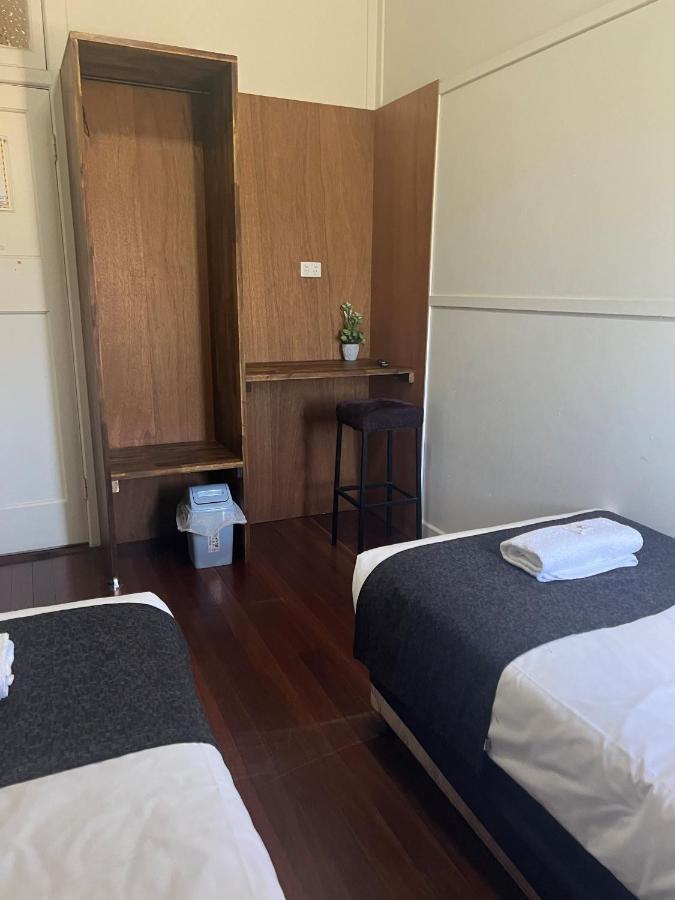 Gin Gin Budget Accommodation Exterior foto